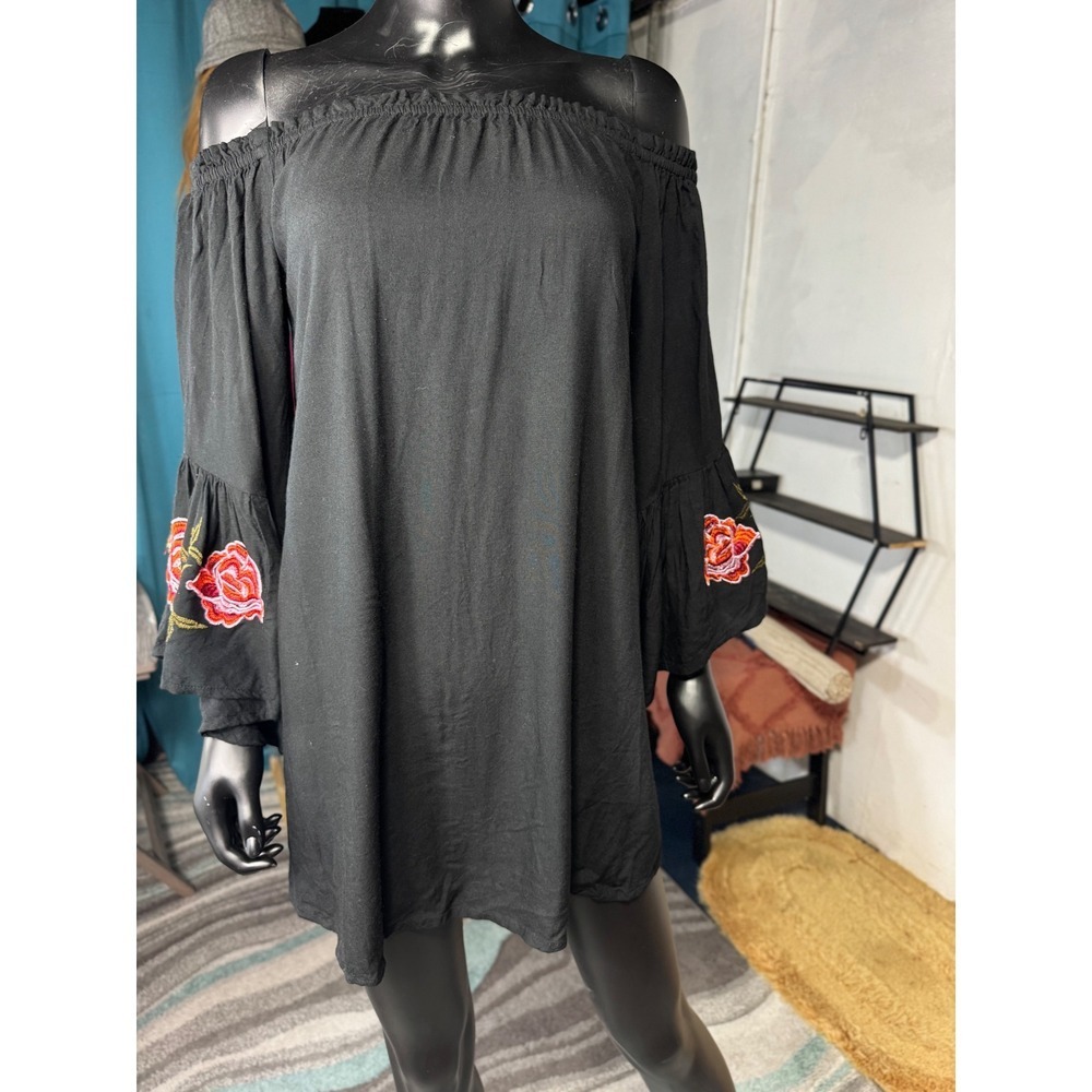 Feathers Black Off Shoulder Embroidered Rose Bell Sleeve Dress Size S